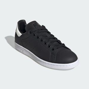 adida's Stan Smith Shoes Core Black / White